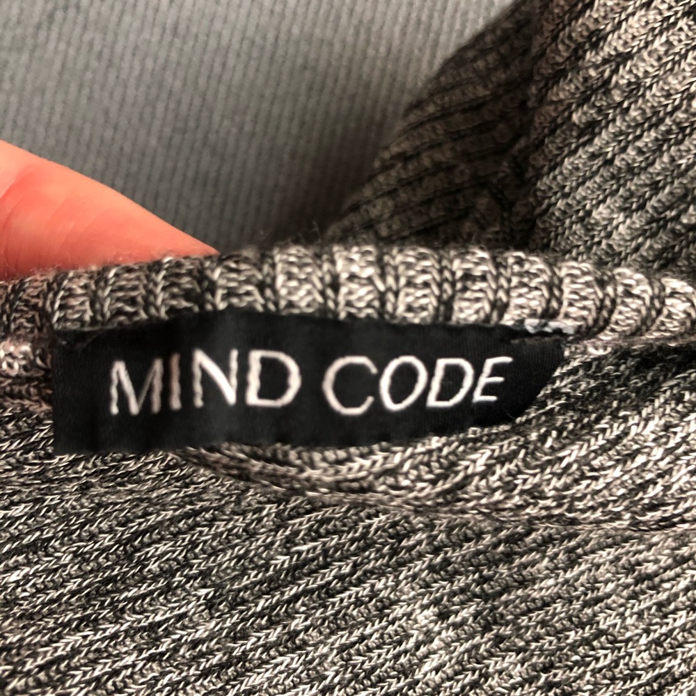 Mind code Tank Top - Picture 4 of 6